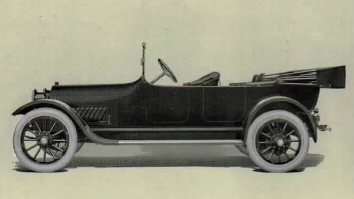 1915  Auburn Model 6-47 Touring Car