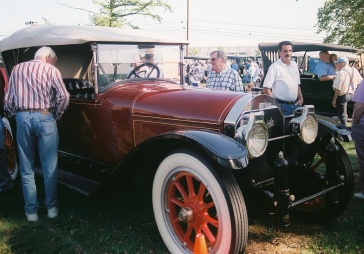 1916 Locomobile Touring