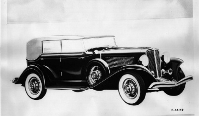 1933 Auburn Sedan