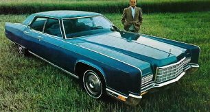1972 Lincoln Continental 4-Door Sedan